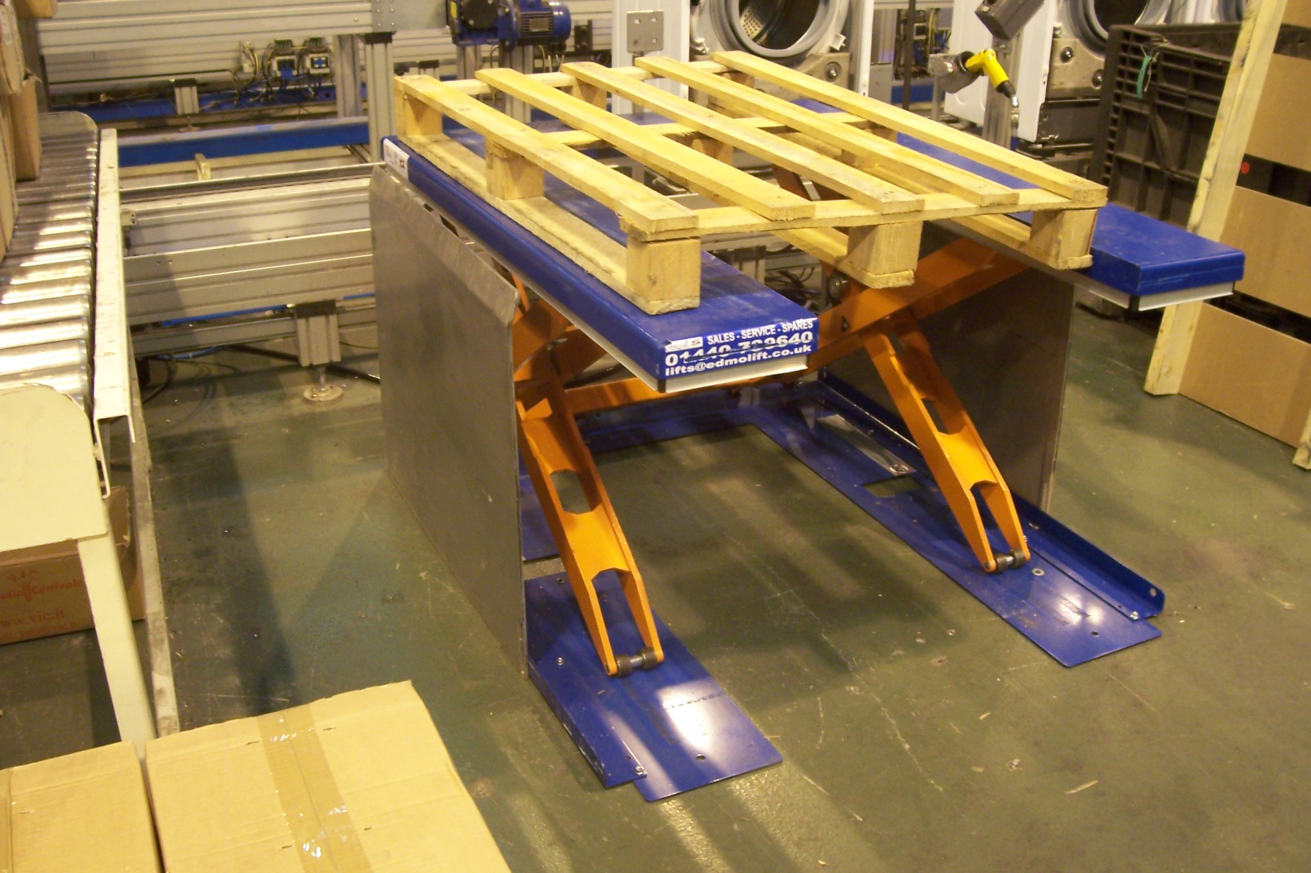 scissor-lift-platform-uk-edmolift